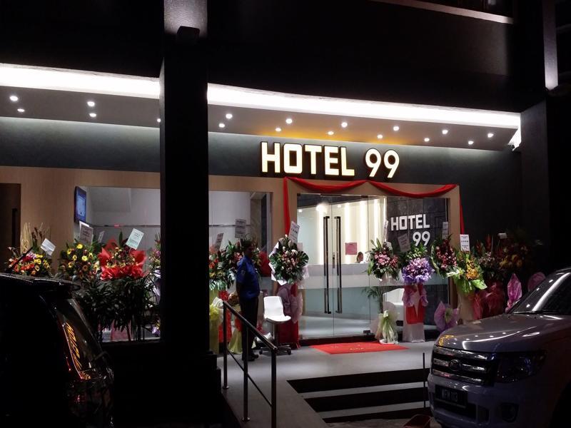 Hotel 99 Kepong Куала Лумпур Екстериор снимка